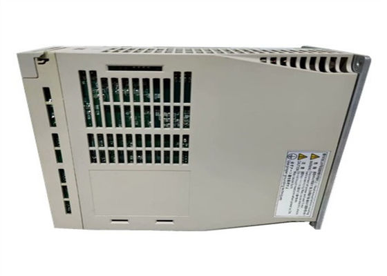 Novo amplificador Yaskawa SGDM-05DN AC feito no Japão