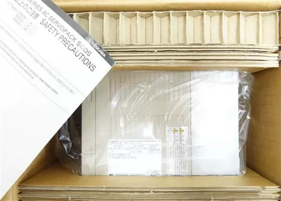 Yaskawa SGDS-20A01A AC Servo Amplificador 230V Voltagem em Original