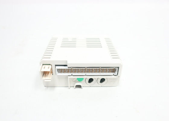 ABB DI830 3BSE013210R1 Entrada digital 24V SOE 16 ch Módulo I-O