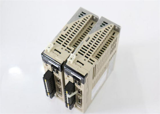Yaskawa SGDS-50A15A AC Servo Amplificador 200V Voltagem Novo