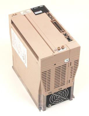 AC Servo Amplificador Yaskawa SGDV-180A01A Novo 2kw em original