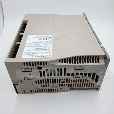AC Servo Amplificador Yaskawa SGDV-180A01A Novo 2kw em original