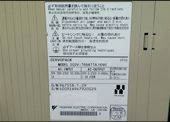 Yaskawa SGDV-1R6A11A AC Servo Amplificador 200W Novo em caixa