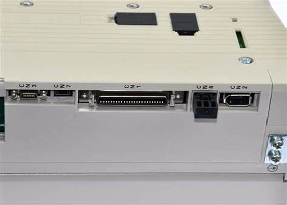 Yaskawa SGDV-200A05A AC Servo Amplificador Novo na caixa original