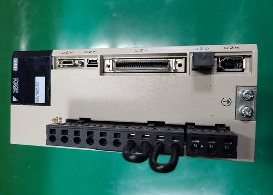 Yaskawa SGDV-3R8A05A AC Servo Amplificador Novo em Original