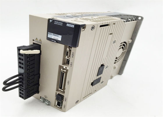 Servo-amplificador Yaskawa Sigma SGDV-7R6A01A Novo e Original