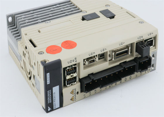 SGDV-R90A11A Série 0.1kw Yaskawa AC Servo Amplificador Novo