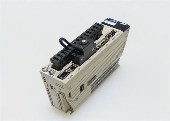 SGDV-R90A21A Novo Servo Amplificador AC de 220 V na caixa original
