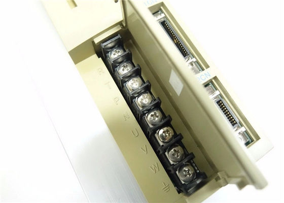 Novo Yaskawa SGDE-08AP 200V AC Servo Amplificador Novo em caixa