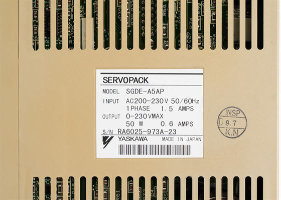 Servo-amplificador Yaskawa SGDE-A5AP 200V AC Novo e Original