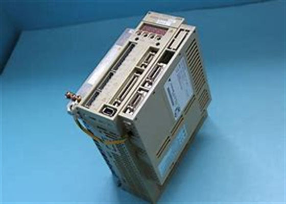 SGDH-05AEY291 Servoamplificador CA de marca Yaskawa Nova caixa original