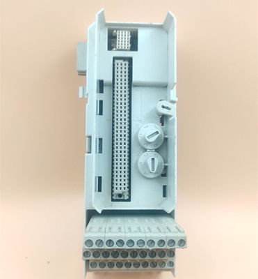 ABB TU810V1 3BSE013230R1 Unidade de terminação de módulo compacto 2x8 terminais de sinal
