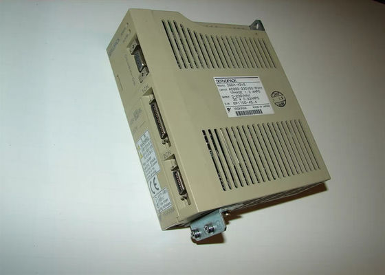 Yaskawa SGDA-A3VS Servo Drives Série Sigma Nova em caixa
