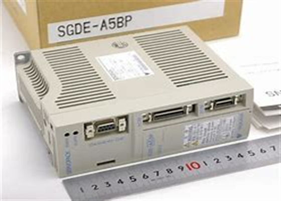 Yaskawa SGDA-A5BP Servo Drives Novos na caixa original 100V