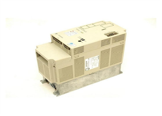 Yaskawa SGDB-03ADG Sigma Servo Drive Novo Original em Caixa