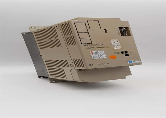 SGDB-10AD AC Servo Drives Yaskawa Novo na caixa original