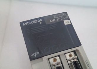 Mitsubishi 200W Industrial AC SERVO Drive MR-J2S-20A-PQ108T021 Amplificador 170V 0-360HZ