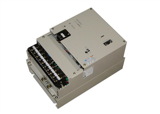 Yaskawa Nova Servo Drive SGDB-60ADG 230V em caixa