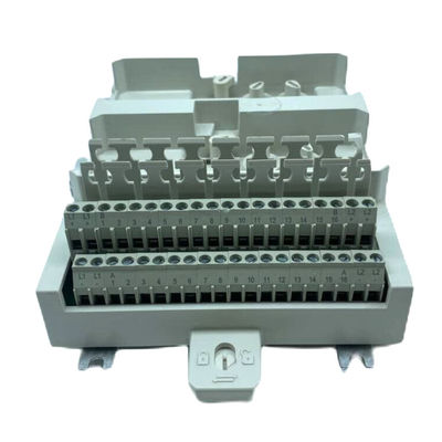 ABB TU845 3BSE021447R1 Unidade de terminação do módulo MTU redundante 50V