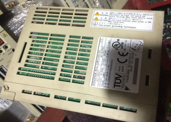 Yaskawa SGDM-01ADA-RY5 Japão Servo Drives Novos originais