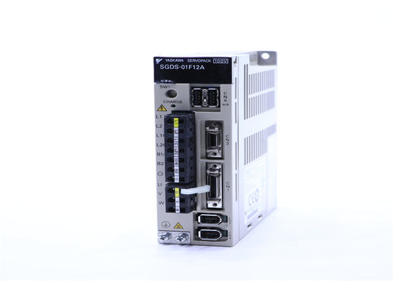 Original Yaskawa SGDS-01F12A Industrial Servo Drive Novo em folha