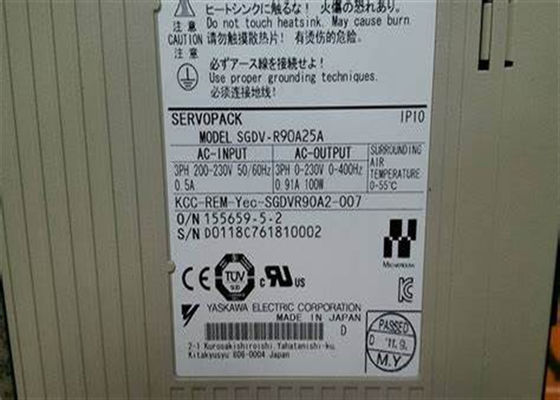Yaskawa Nova série SGDV Servo Drives SGDV-R90A25A em caixa
