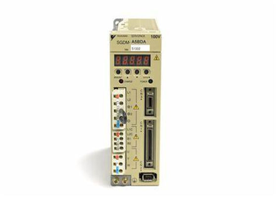 Novíssima Yaskawa Industrial Servo Drives SGDM-A5BDA Original