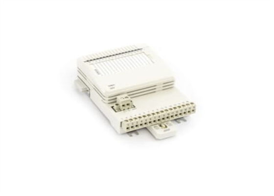 DI801 3BSE020508R1 Módulo de alimentação redundante 6 mA Corrente de entrada 18-30V Faixa de entrada