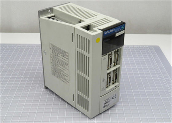Modelo de máquina aplicável CM402 Servo-acionadores industriais de eixo X MR-J2S-40B-EE085 400W