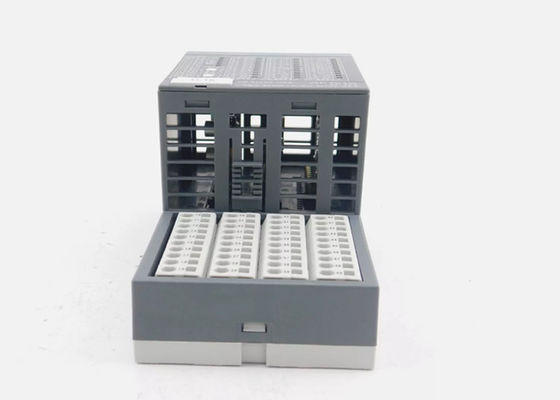 Modicon Quantum Digital Control System 8 DI 8 DI/DO configurável Extensivel por 7 módulos de E/S