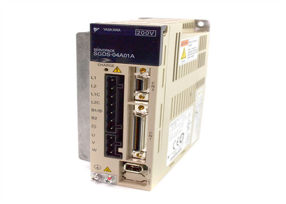 Yaskawa 600Hz Frequência Industrial Servo Drives SGDS ¥ 04A01A