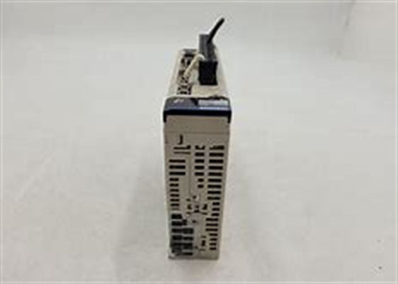 Yaskawa 750W AC Servo Drives SGD7S-1R6A20A Novo na caixa original