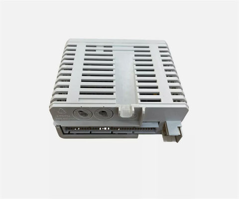 ABB 3BSE028926R1 Módulo de contador de pulso incremental DP840