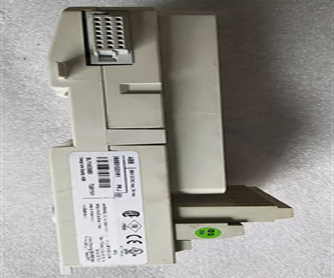 3BSE013231R1 ABB - TU811V1 ABB 8 Canal 250 V Modulo compacto
