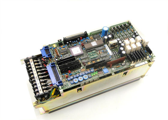 200V Yaskawa CACR-SR15SZ1SDY77 AC Servo Drives nova caixa original