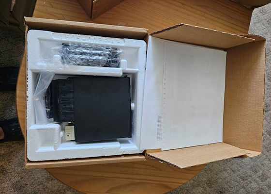 Modulo CT/VT da série UR dos sistemas de relé universais GE UR8HH destinado à instalação
