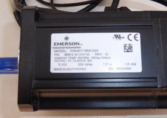 0.6 KW Servomotor Emerson XVM-8017-TBNS-D004 Campo industrial