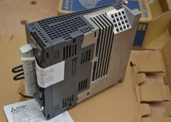 Voltagem Industrial Servo Drives MITSUBISHI Motor Drive 170V MR-J3-70B-RJ004 5.8A Saída 750W