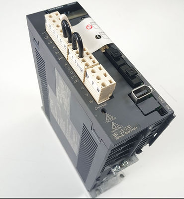 Mitsubishi 750W Industrial AC Servo Drive MR-J3-70B-RJ004U502 Amplificador do Sistema de Controle