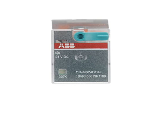 O relé de interface ligável ABB CR-M024DC4L 1SVR405613R1100 é um relé em miniatura.