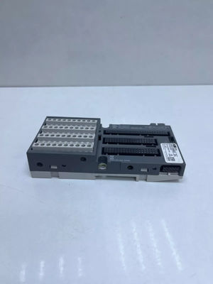 230V ABB Brand Digital Autoamtion I O Modulo TU531 Caixa original