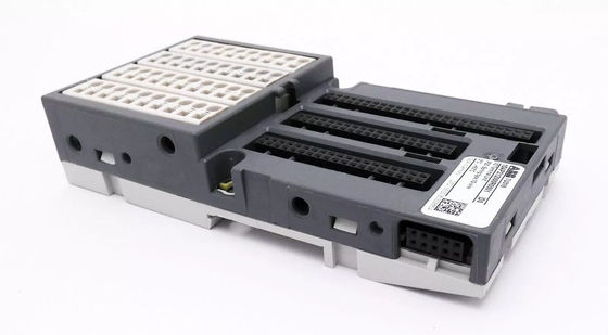 TU516 1SAP212000R0001 Módulo I O Digital 24V Nova caixa ABB