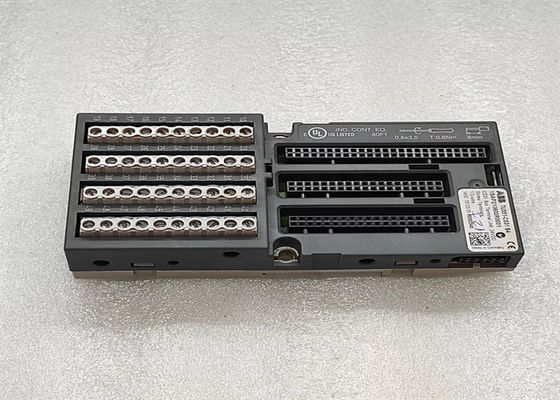 TU551-CS31 1SAP210600R0001 Módulo de automação distribuída I O ABB