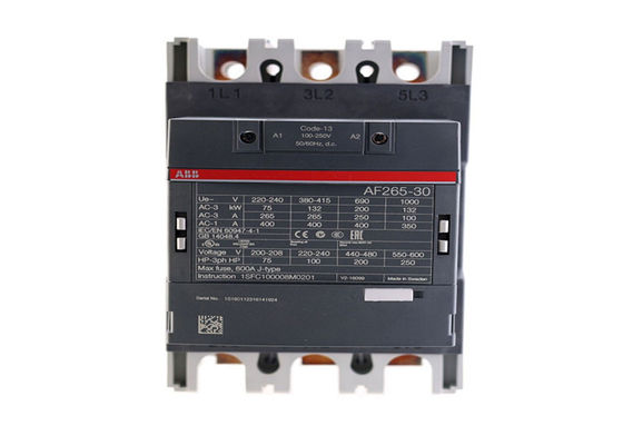 O AF265-30-11-13 é um contador de 3 polos - 1000 V IEC ou 600 V UL com contatos auxiliares pré-montados