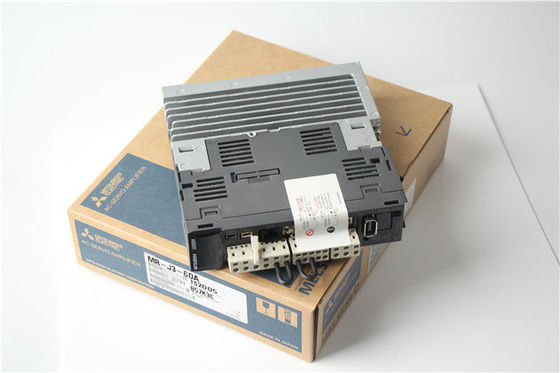 Estoque NOVO industrial servo da movimentação 170V 3.2A do amplificador MR-J3-60A-RJ070 da C.A. de Mitsubishi 600W