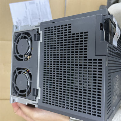 MITSUBISHI MR-J4 Industrial Servo Drive 7KW Fornecimento de energia para controle preciso