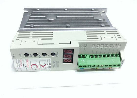 Mitsubishi 3 fase Amplificador Industrial MR-C20A-UE Servo Motor Drive 200W Saída 1.5A 3AC