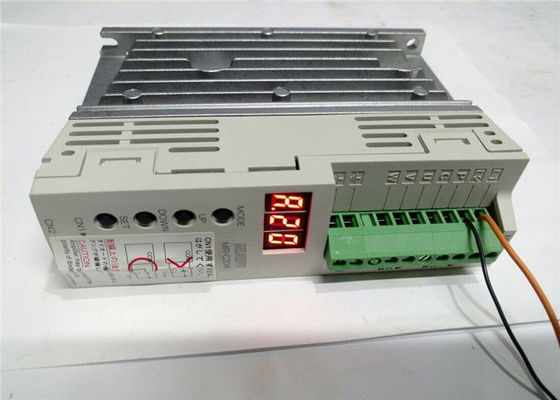 Mitsubishi MELSERVO AC Servo Drive MR-C20A1-L 200W Amplificador Industrial 1.5A 100-115VAC
