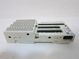 TU715F ABB Tipo Digital I O Modulo 24V Novo na Caixa Original