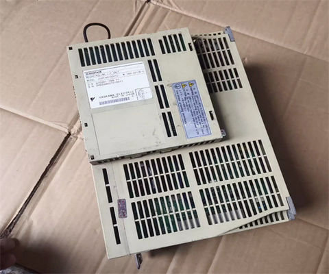 Yaskawa SGDH-10AE Acionamento AC Servo Servo Motor Industrial